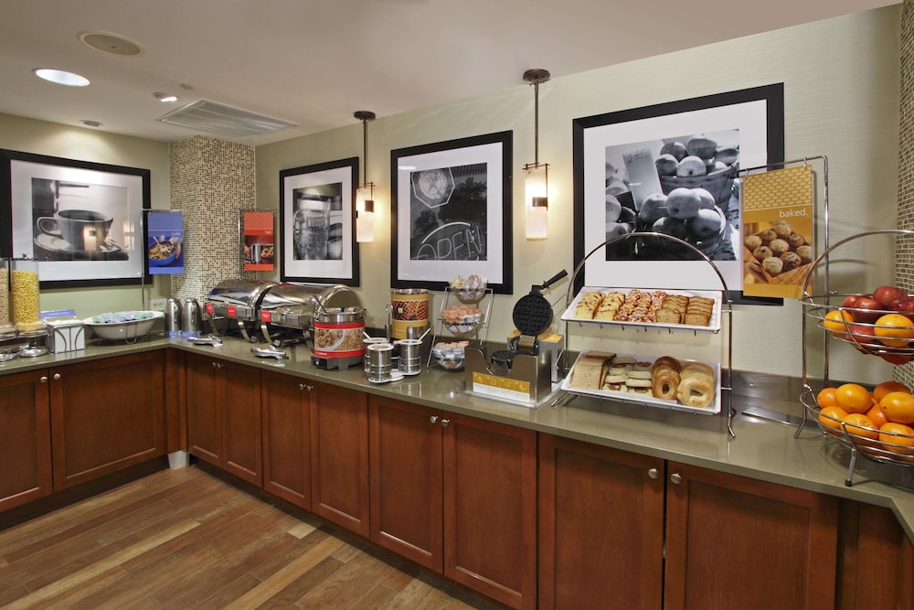 Hampton Inn Princeton, NJ 53/89