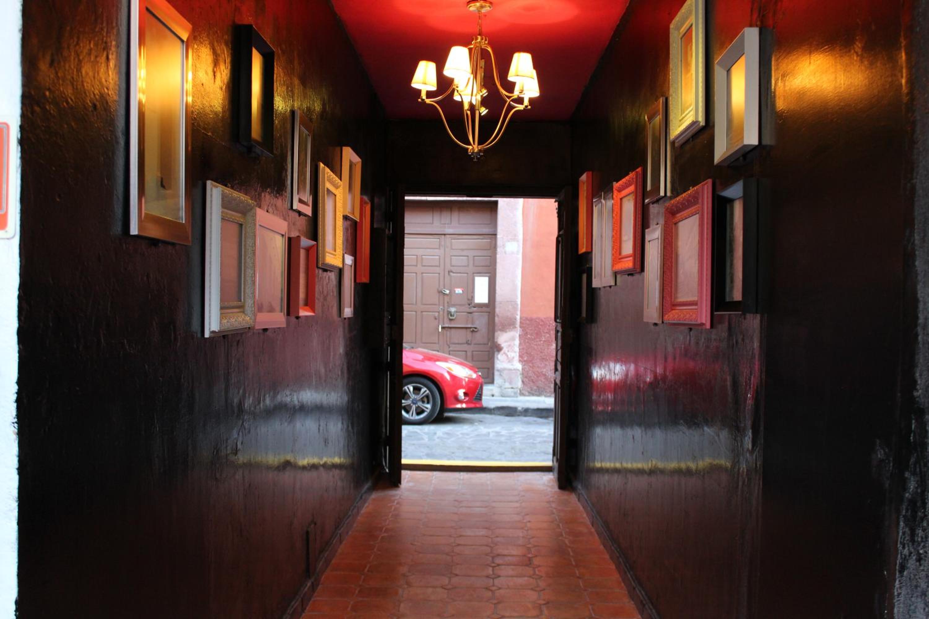 Hostal Punto 79 9/50