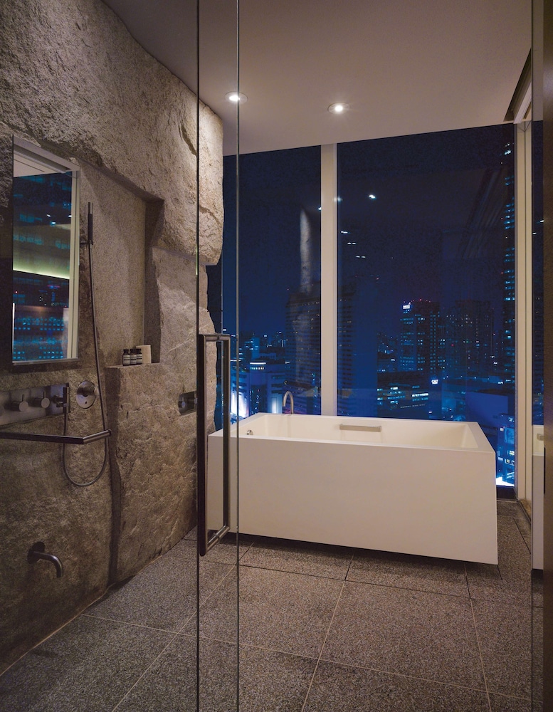 PARK HYATT SEOUL 7/76