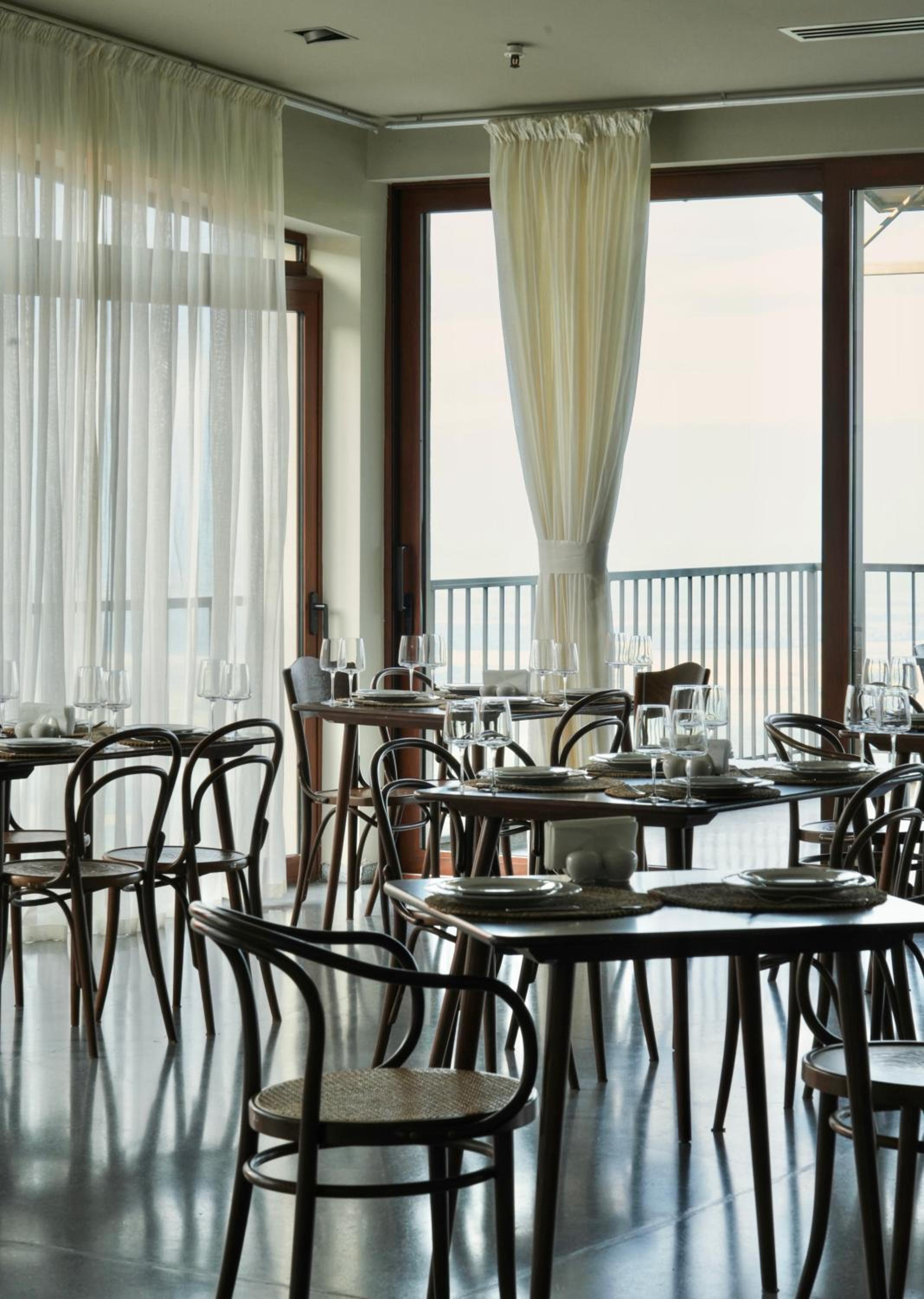 Kabadoni Boutique Hotel 46/60