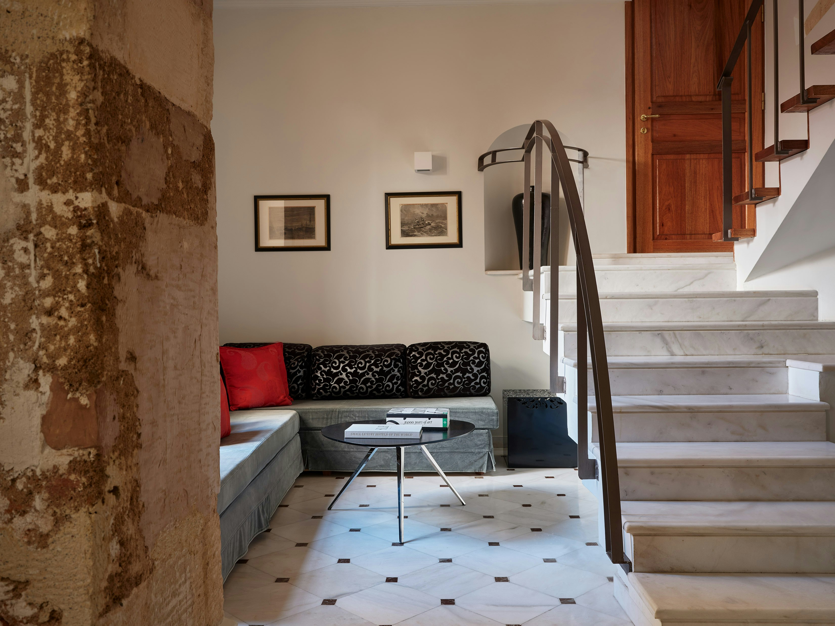Casa Delfino Suites 8/93