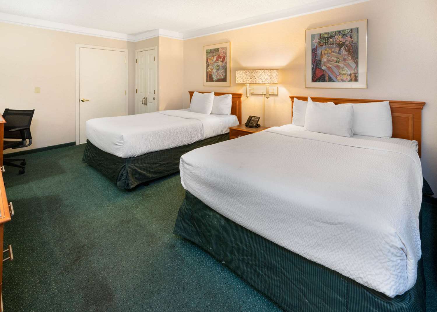 Motel6 Phoenix, AZ - Midtown 8/22
