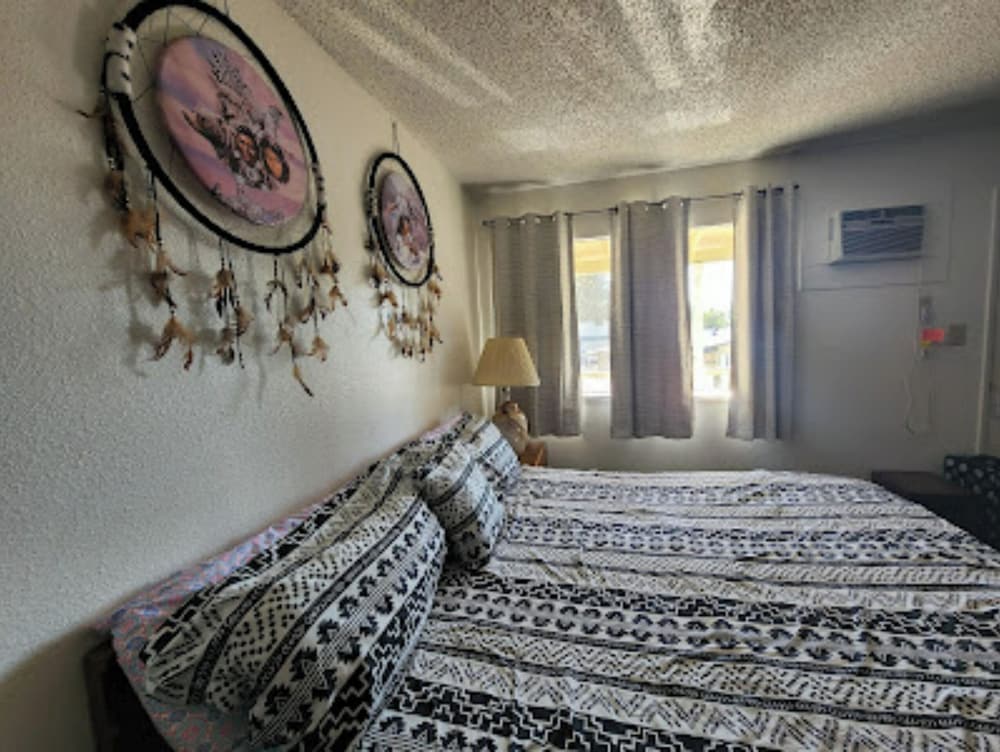 Columbia Inn Motel CA 49 25/47
