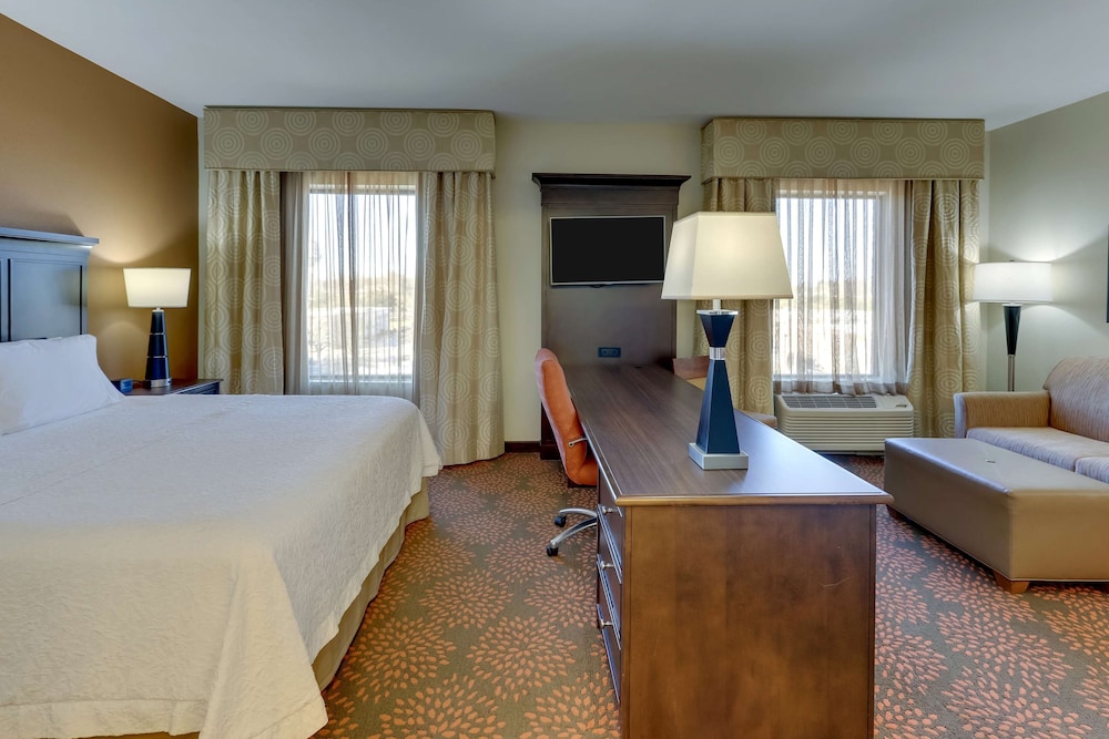 Hampton Inn & Suites Hartsville 22/76