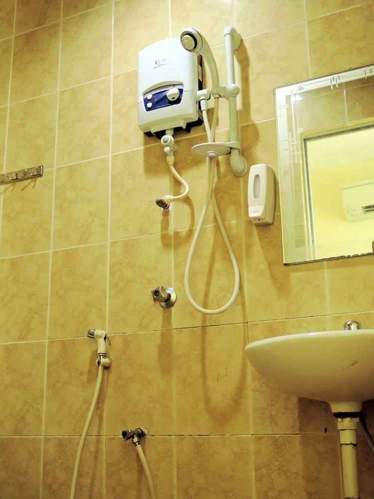 Hotel Seri Nilai 39/52