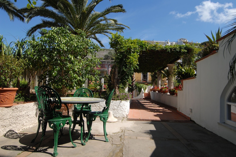 Hotel Colella Terme 36/43