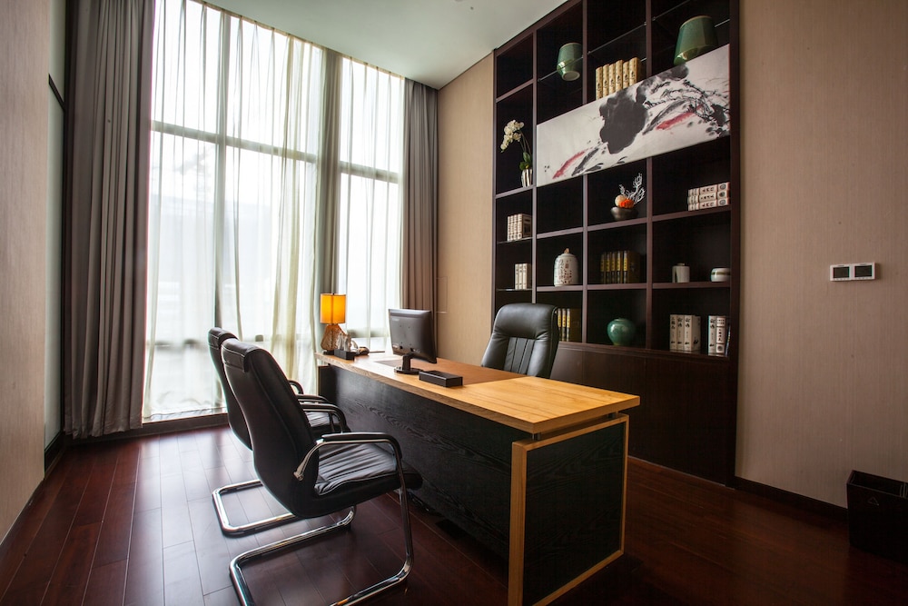 Wyndham Grand Shenzhen 45/47