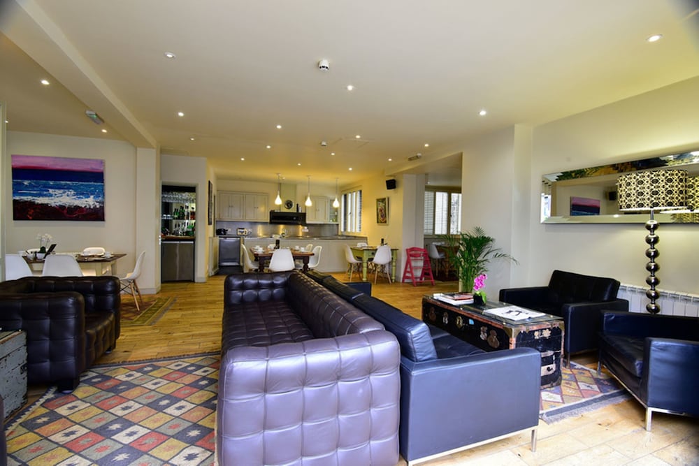Brooks Guesthouse Bristol 46/69