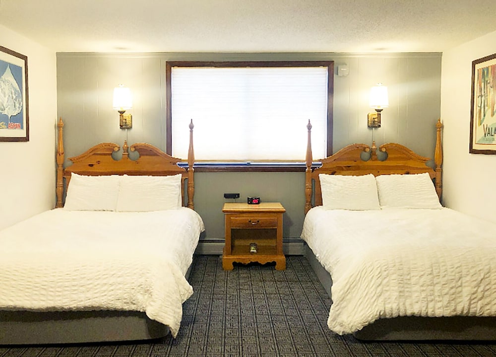 Tyrolean Lodge 22/72