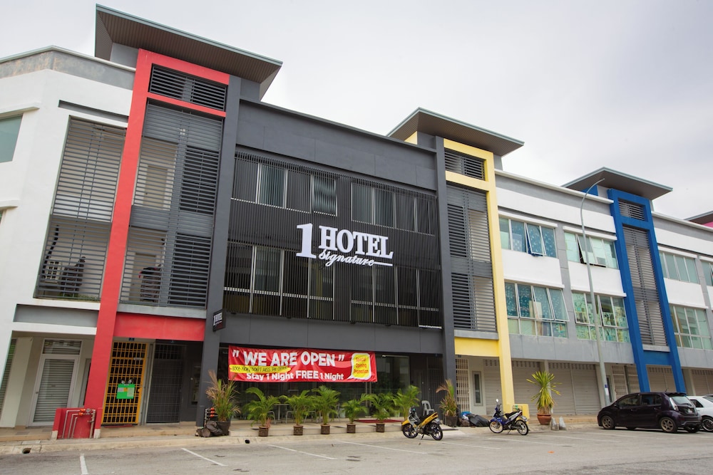 1 Hotel Signature Port Dickson 3/18