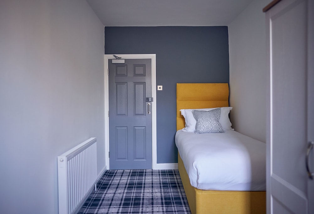 The Kirkfield Hotel 10/33