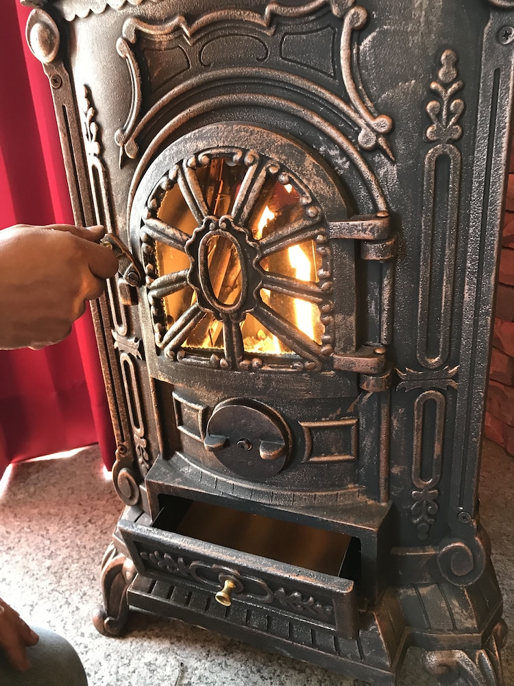 Mystery 13 B&amp;B 8/50