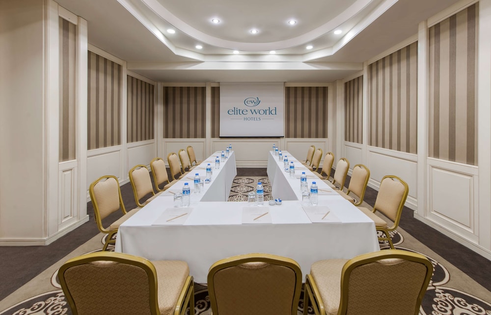 Elite World Comfy Istanbul Taksim Hotel 77/87