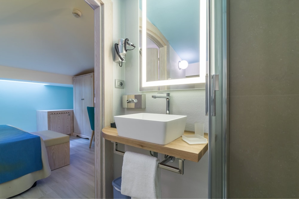 L Ambasciata Hotel de Charme 50/50