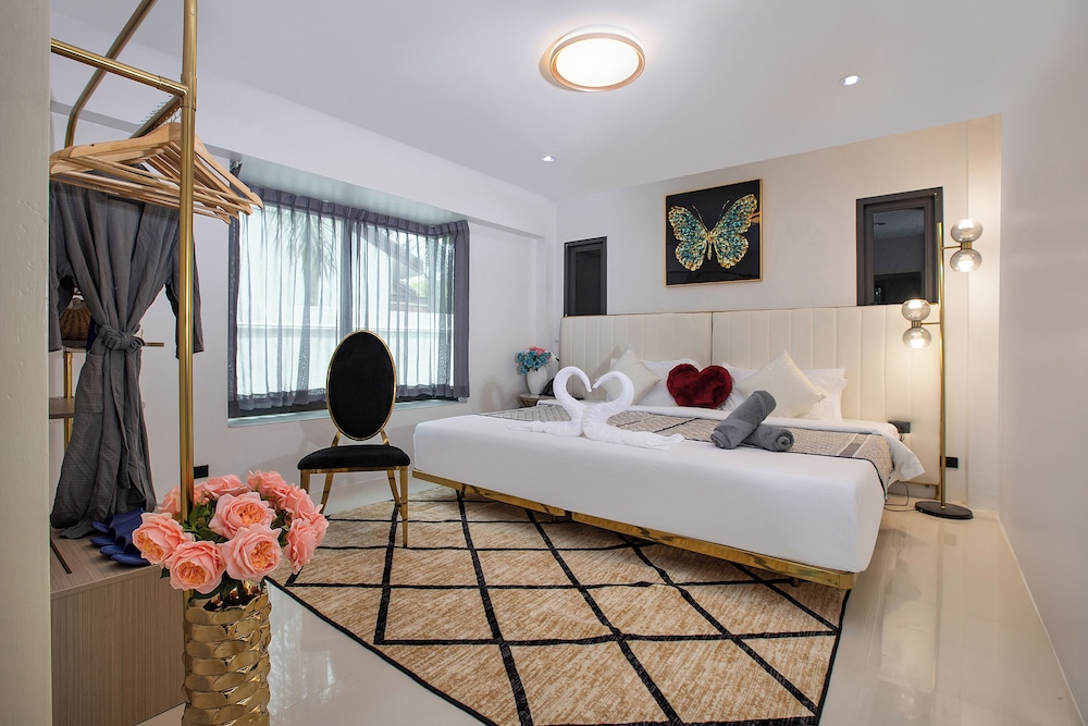 Nariya Bayfront Phuket 22/50