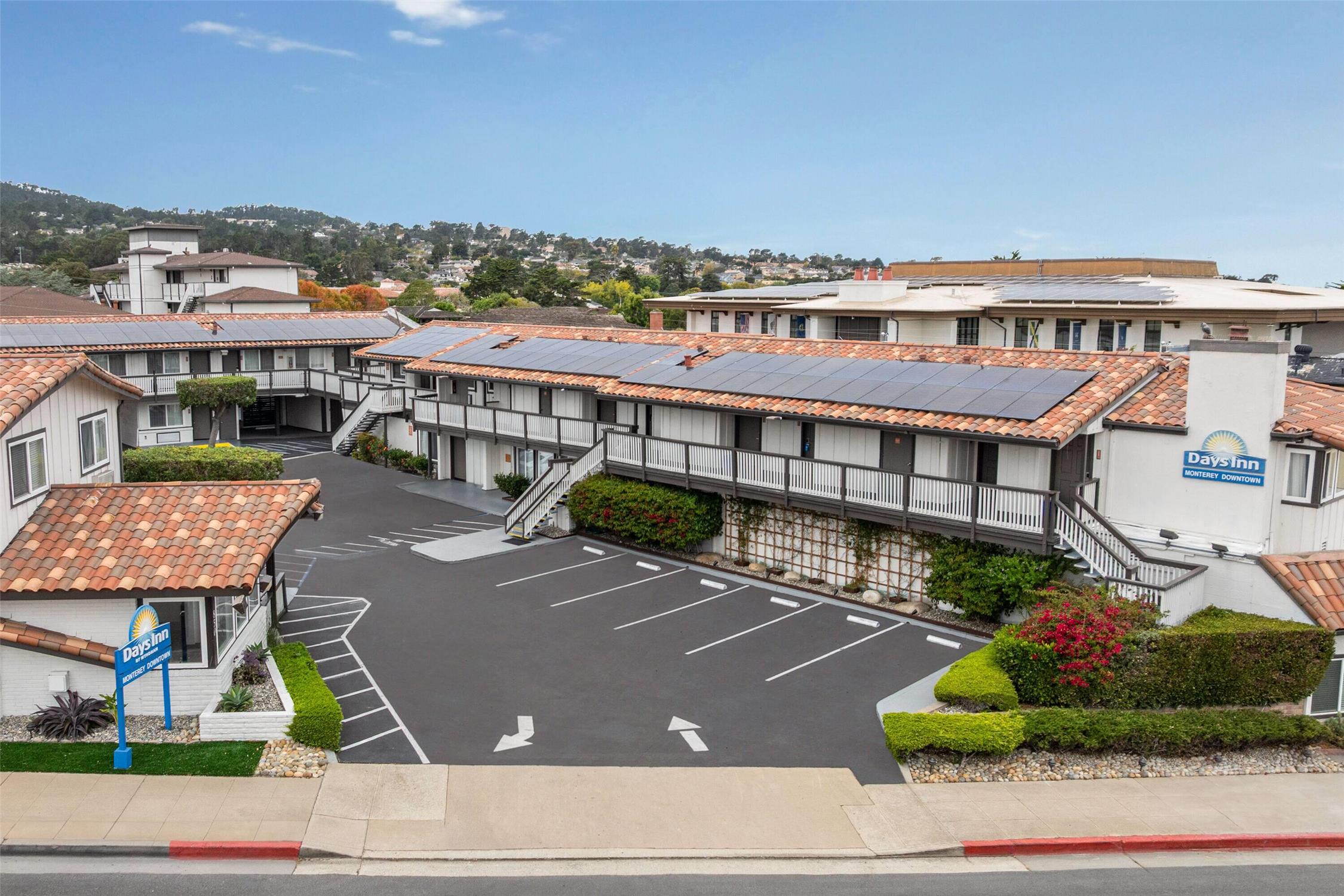 Days Inn by Wyndham Monterey Downtown 29/31