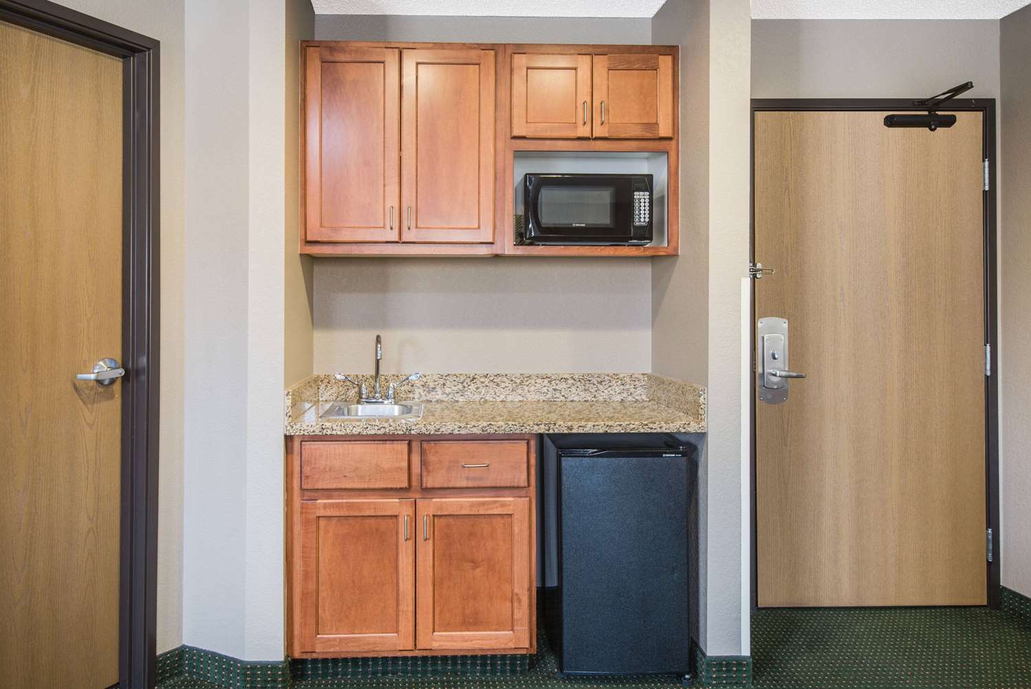Super 8 by Wyndham Clearfield 4/38