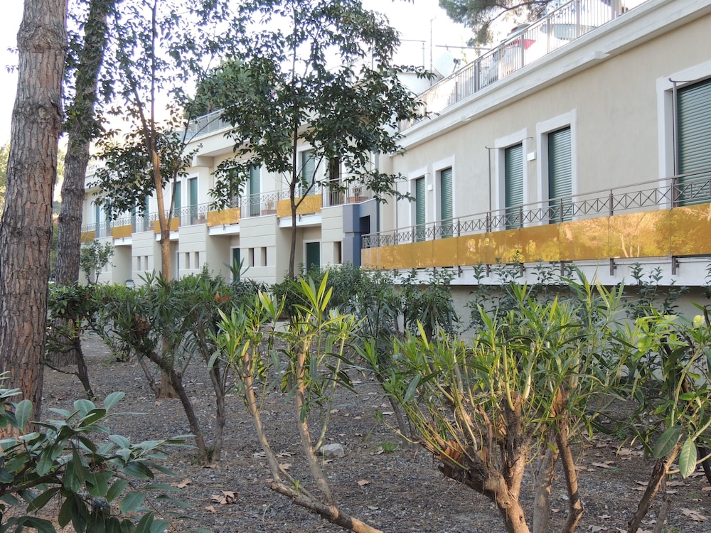 Hotel Zeus Pompei 43/50