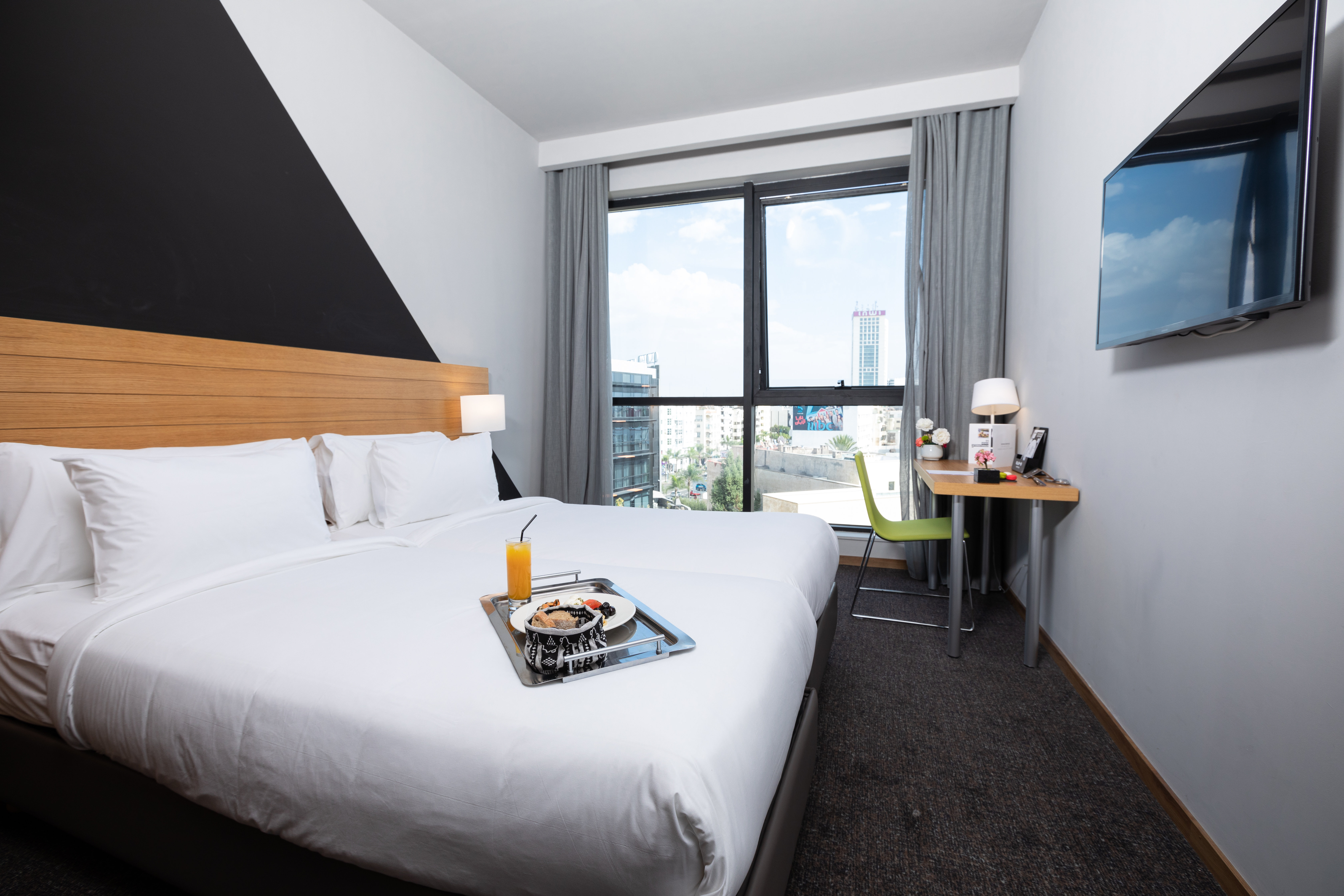 SUPERIOR, TWIN BEDS
