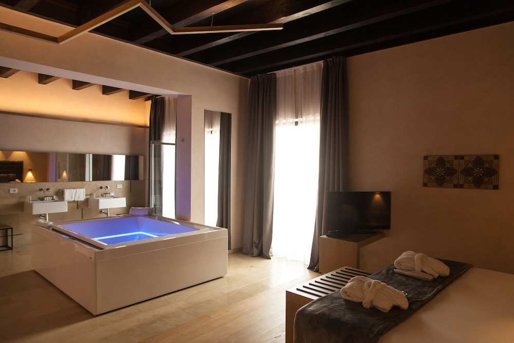 Alba Palace Hotel 20/40