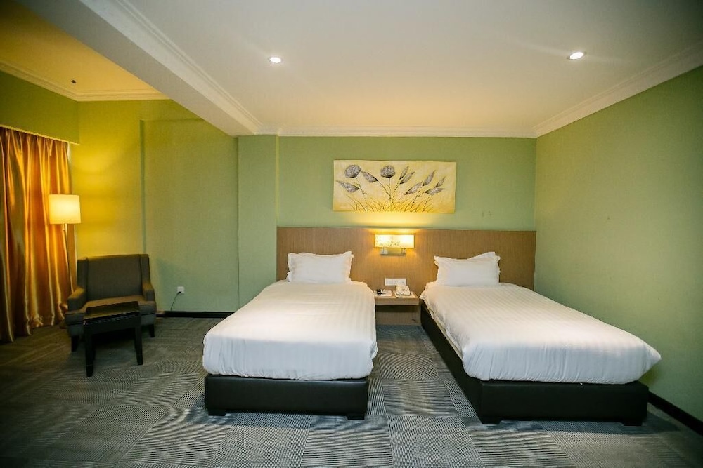 Merdeka Hotel 19/50
