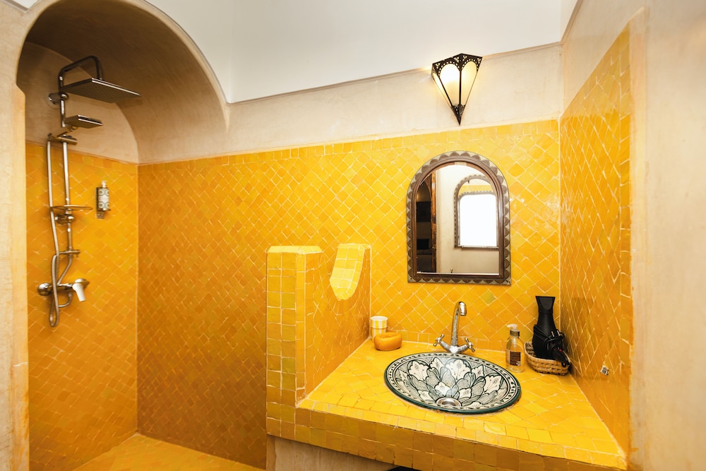 Riad Anya 49/50