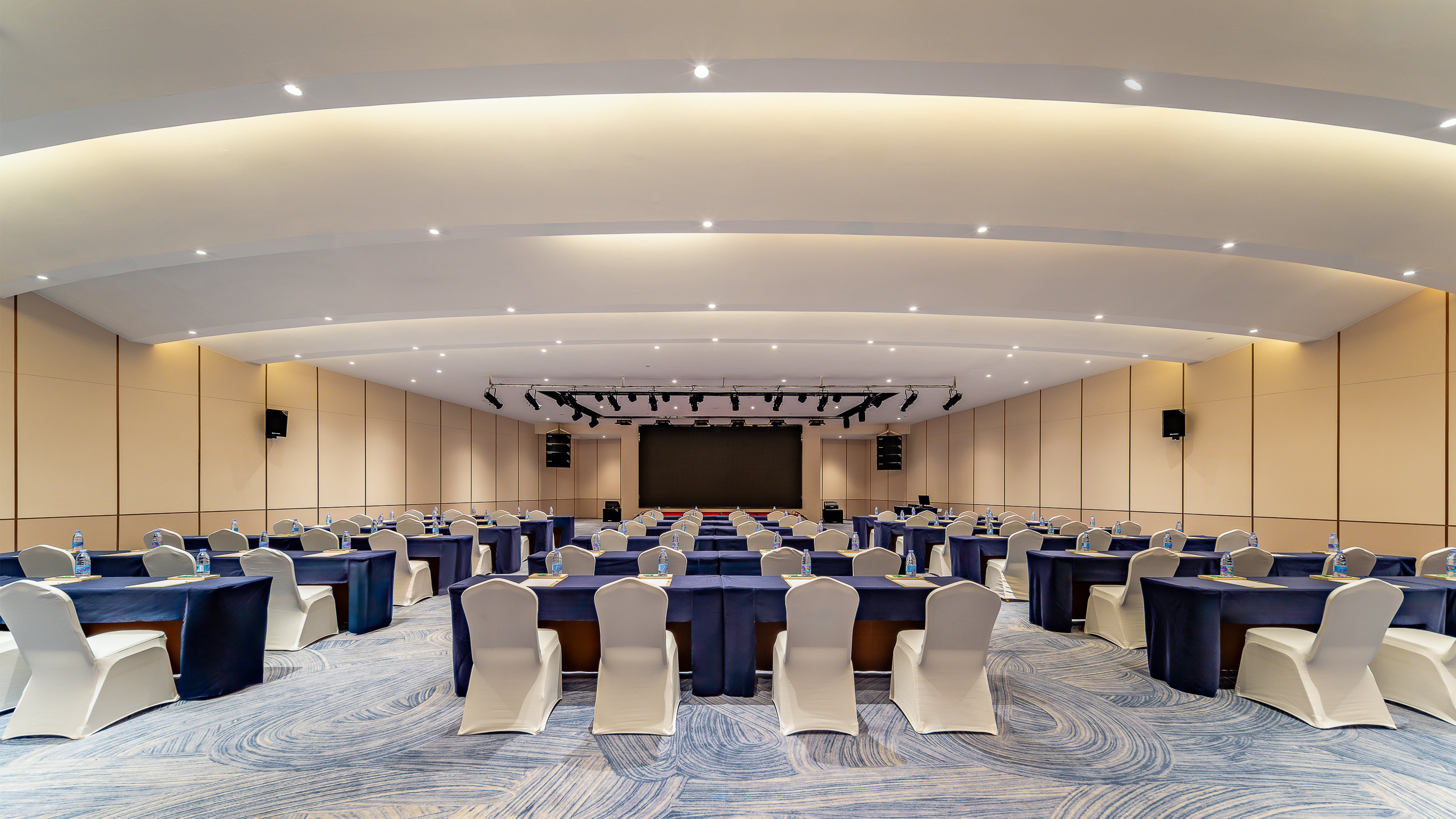 Holiday Inn Hainan Xiangshui Bay 33/50