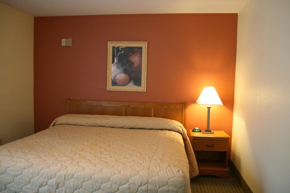 Affordable Suites Rocky Mount 10/66