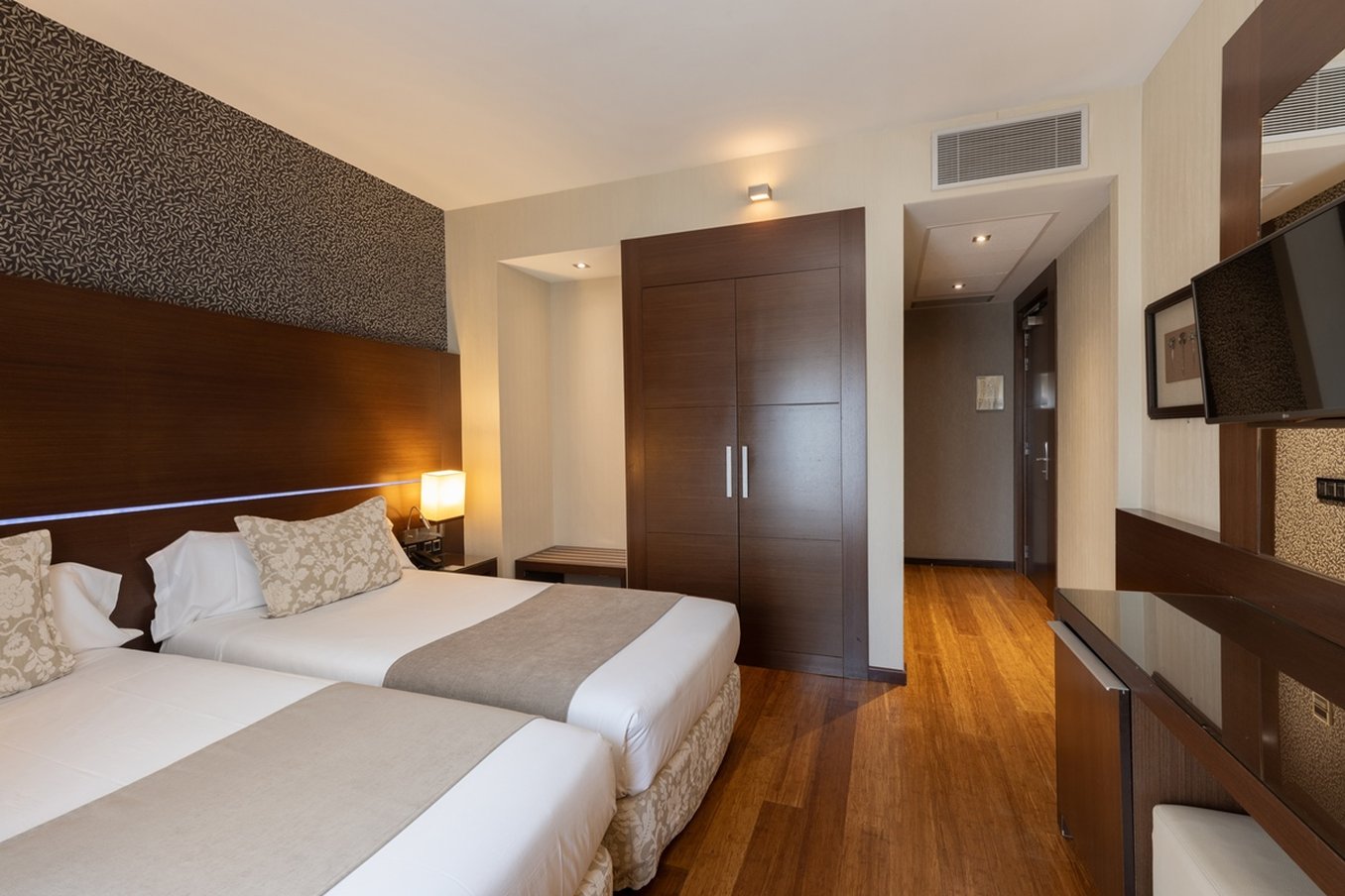 HOTEL COLONIAL BARCELONA 15/77