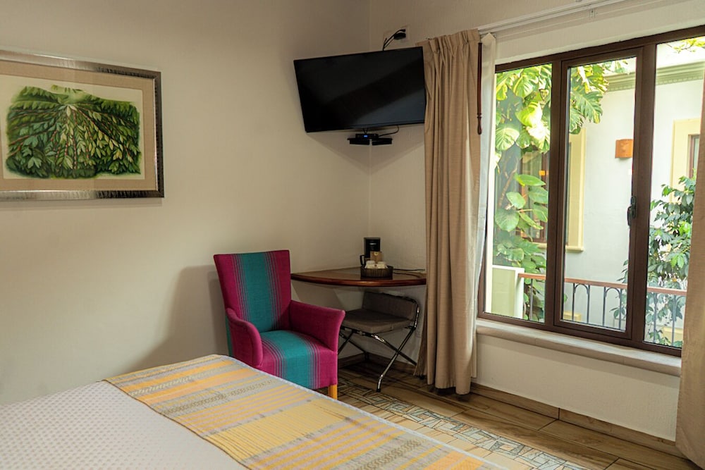 Hotel Casa Vertiz 42/50