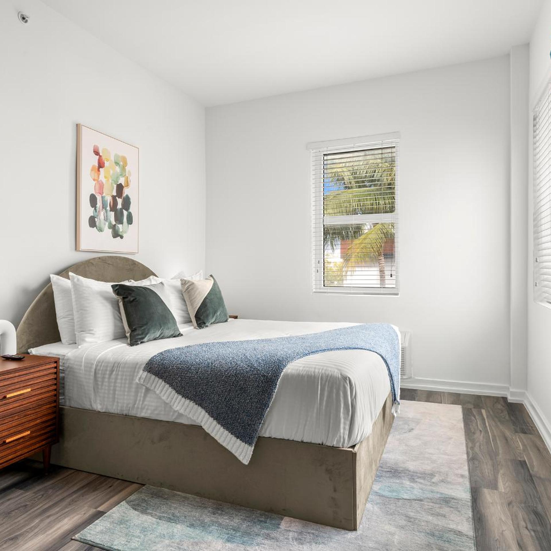 Bluebird Suites at The Apex Miami 23/50