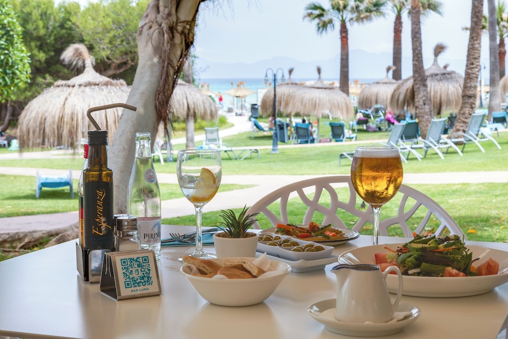 Playa Esperanza Resort 43/82