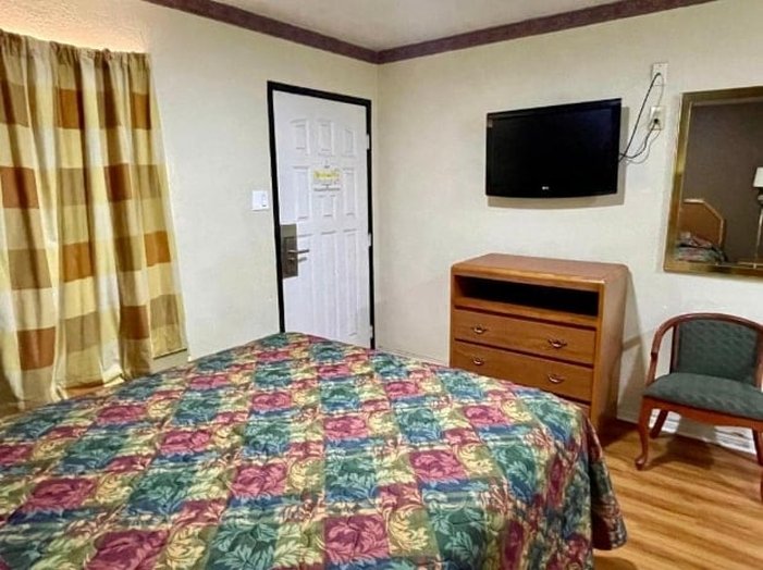 Golden Inn Dallas by Hotel O 22/50