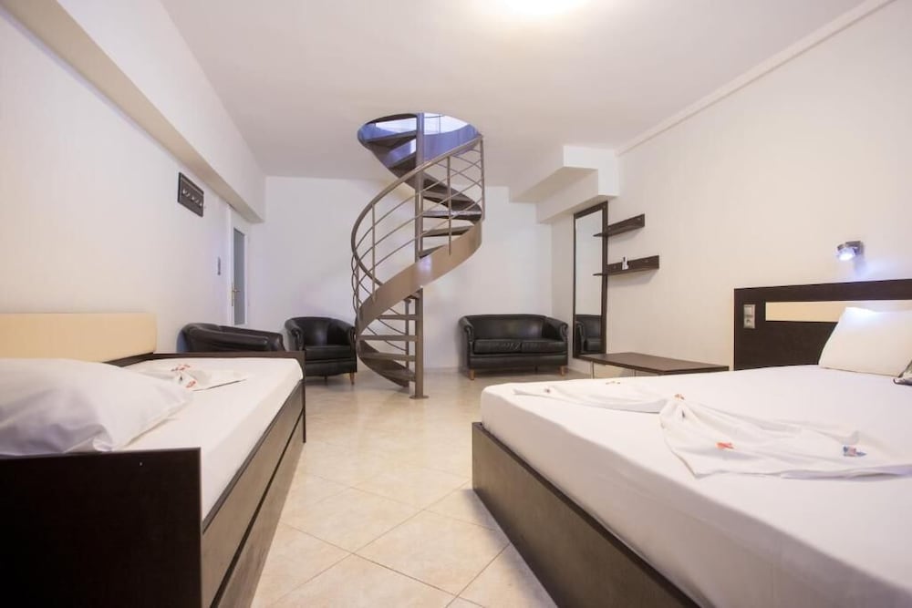 Villa Amalia Sun Beach 32/59