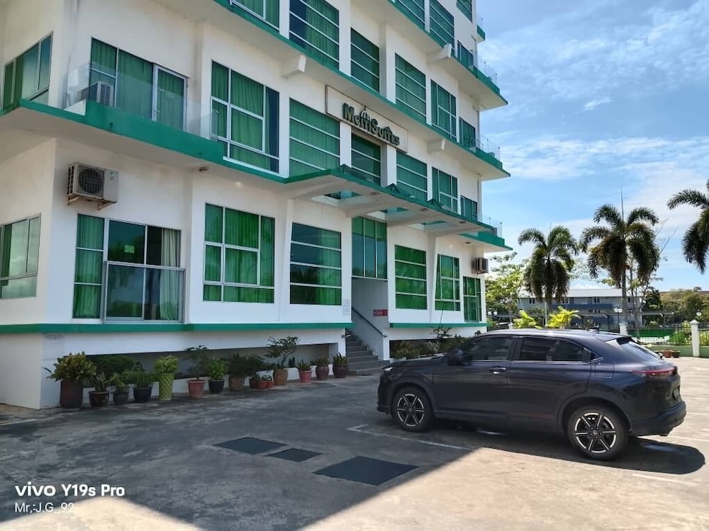 Mciti Suites 51/58