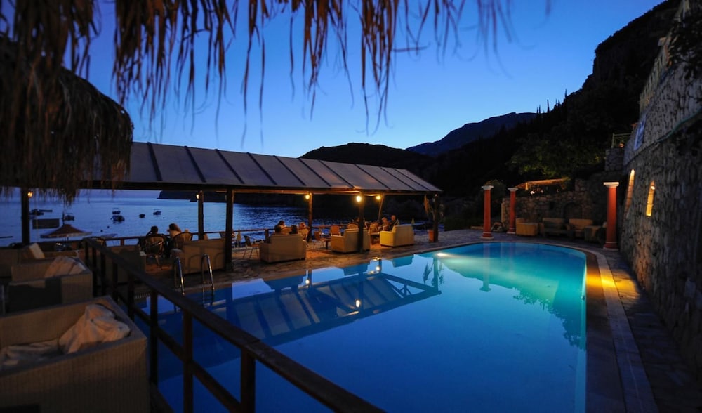 Blue Princess Beach Resort 50/70