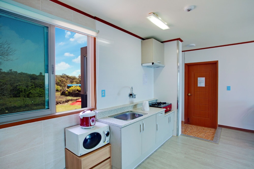 Jeju Le Mabin Pension 37/50