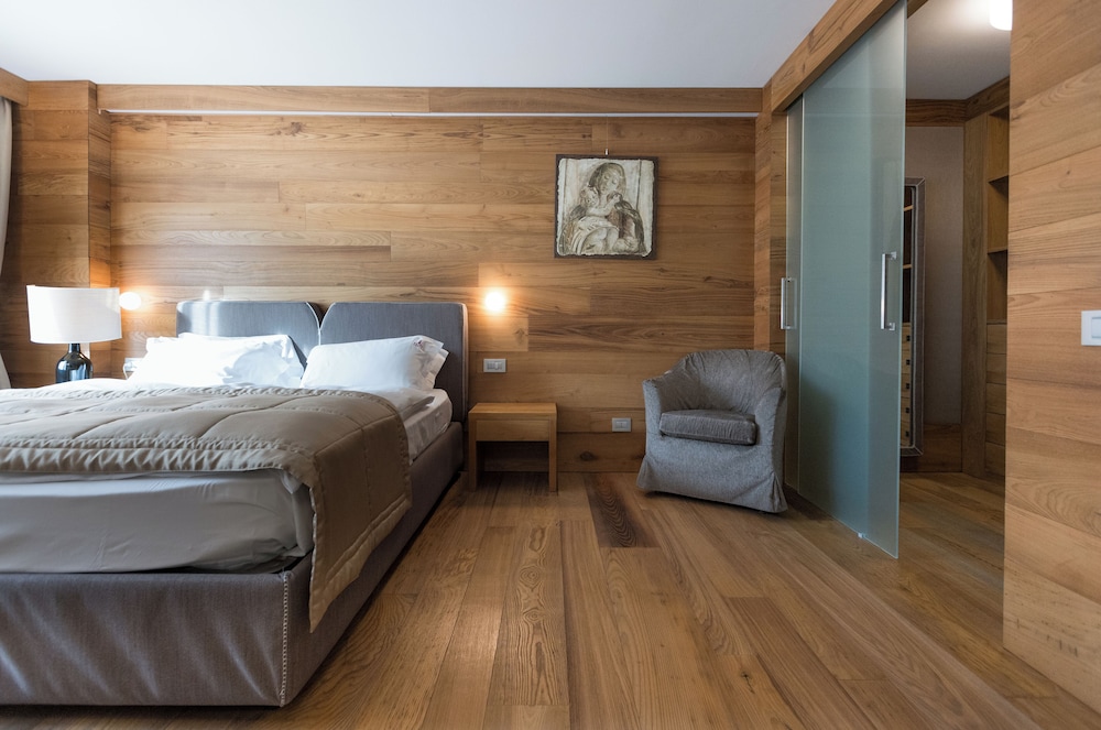 Sottovento Luxury Hospitality 24/67