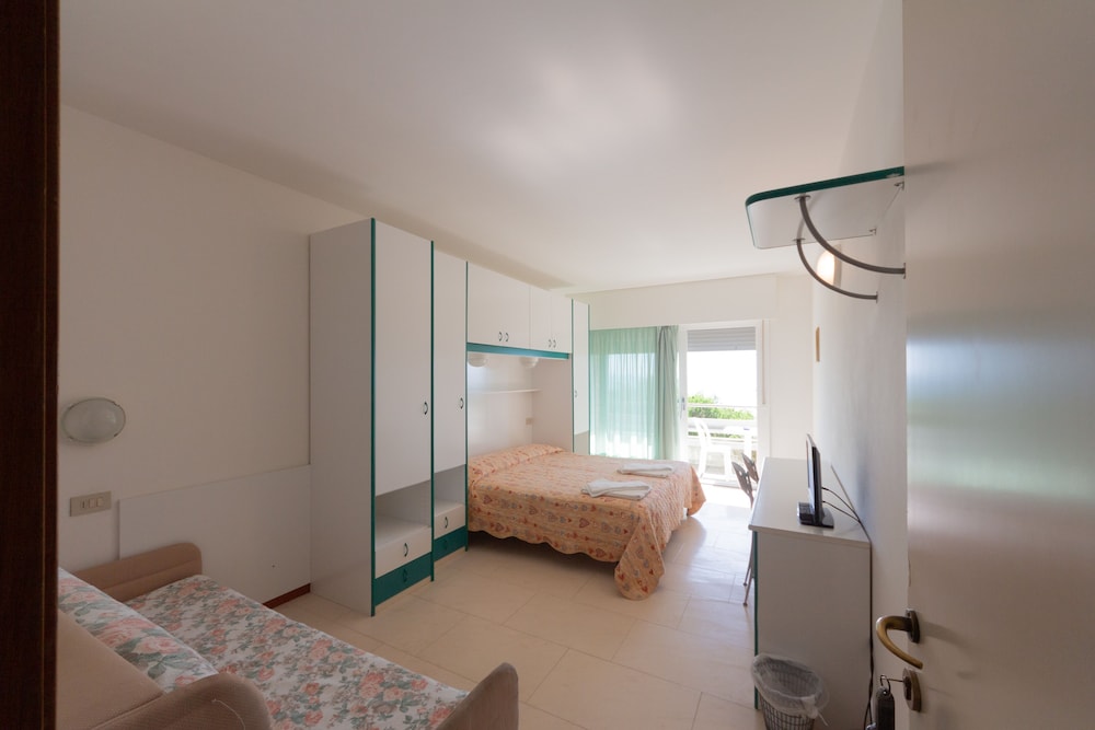 HOTEL AMBRA 19/50