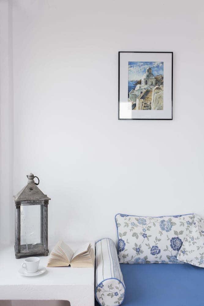 Kastro Suites 56/78
