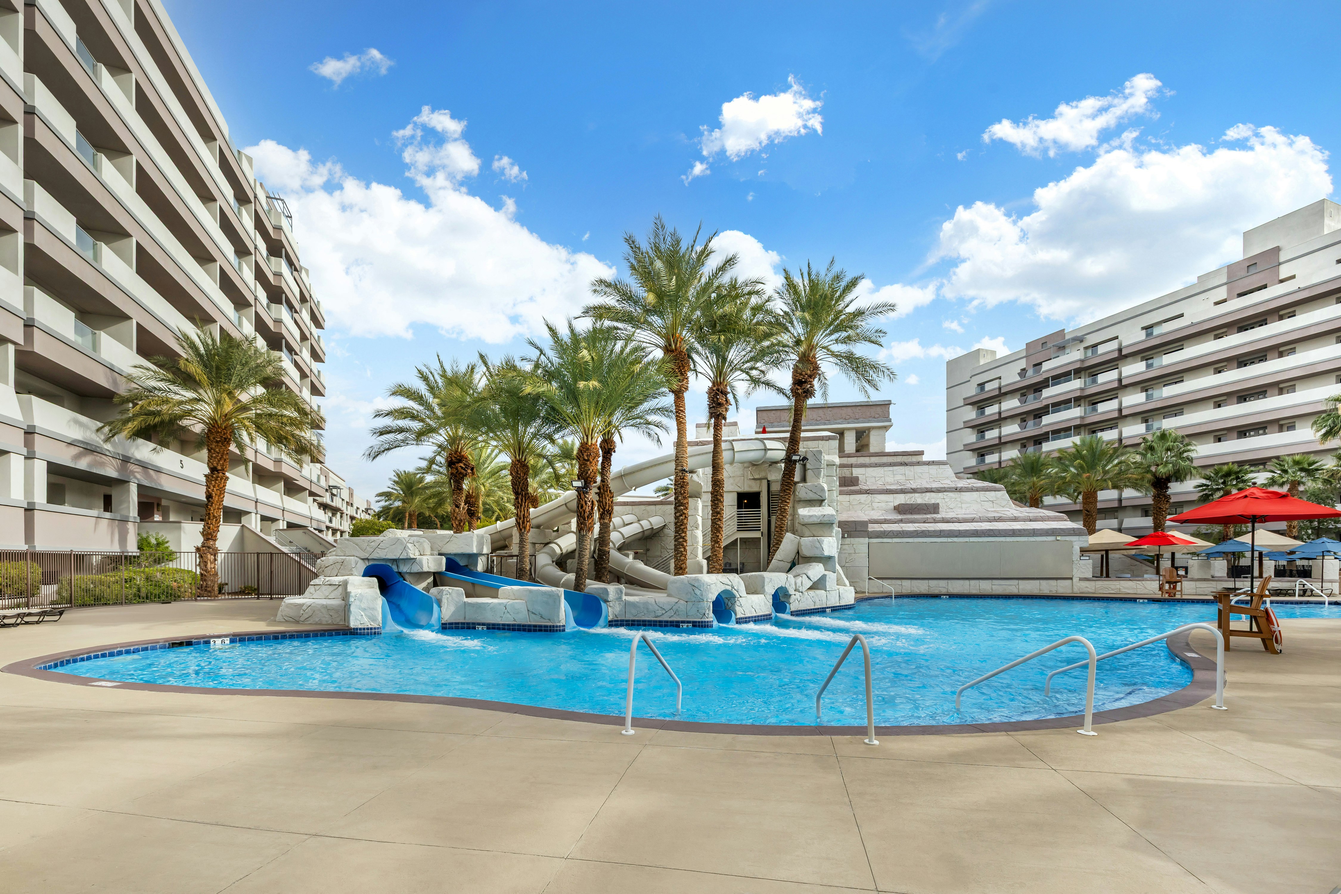 Hilton Vacation Club Cancun Resort Las Vegas 12/18