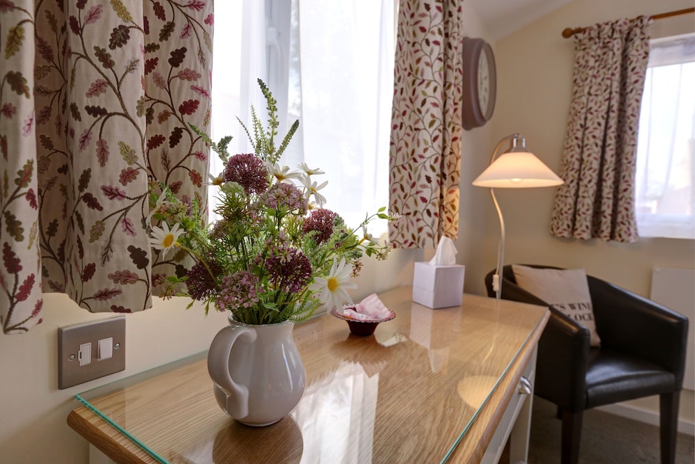 Manor Court Hotel 27/46