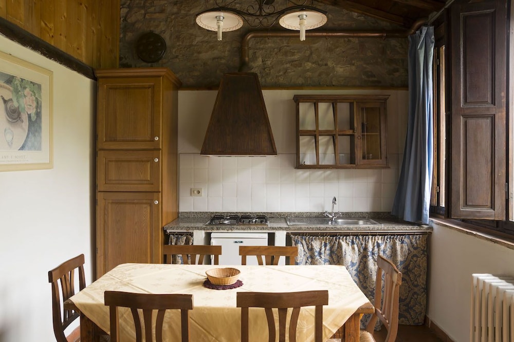 VILLA GRASSINA 25/50