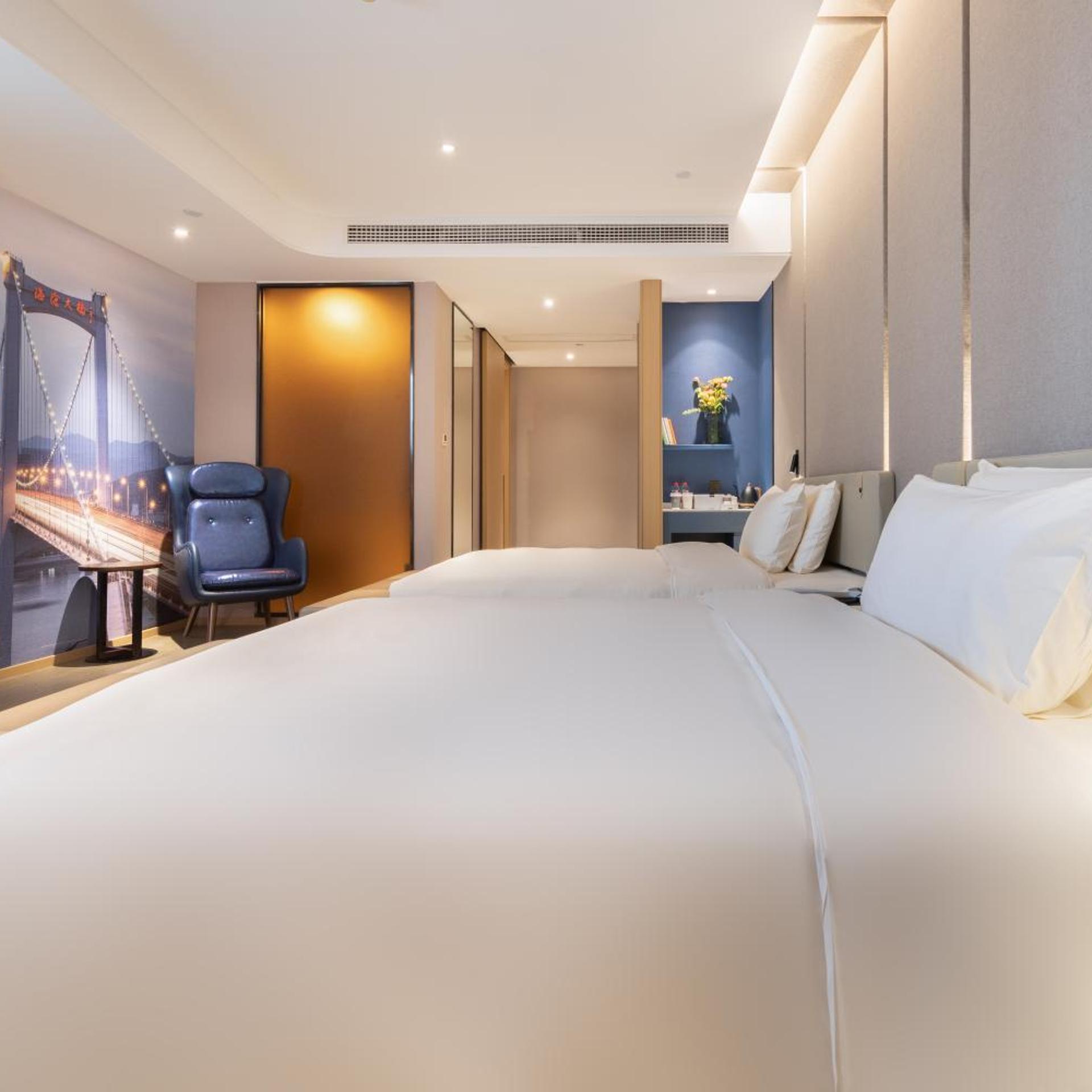 Atour Hotel (Xiamen Jimei Lake Business Center) 21/55