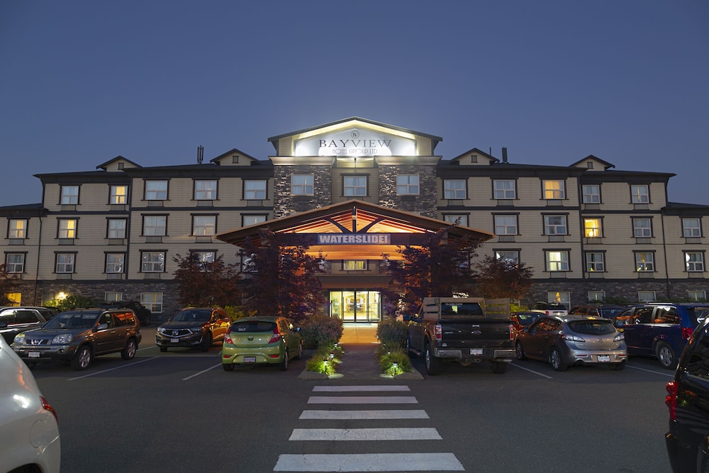 Bayview Hotel (ex Holiday Inn Express & Suites Comox Valley) 45/53