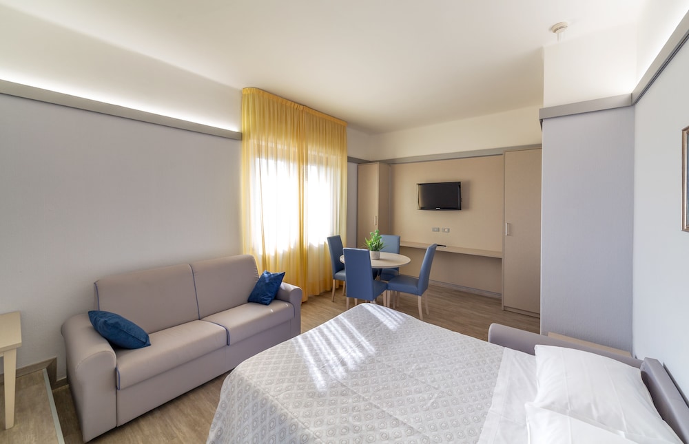 Hotel Elisabeth Due 19/50