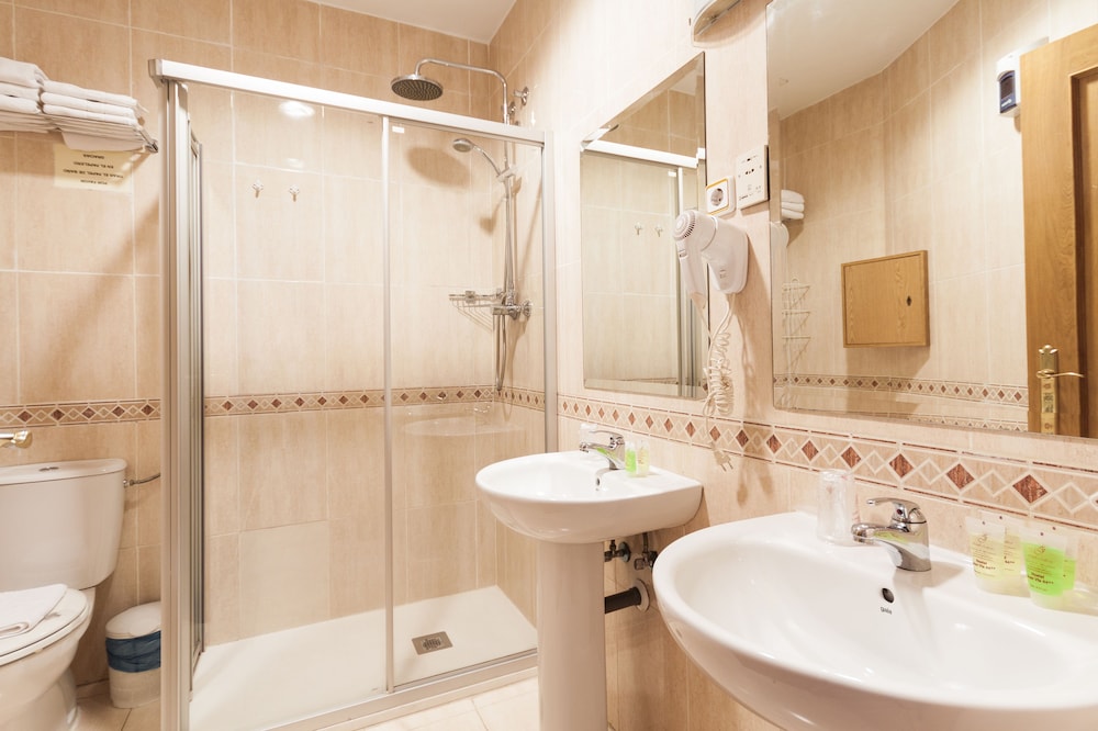 Hostal Josefina 68/73