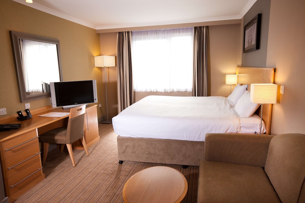 Village Prem Swansea Hotel Leisure Club 10/61