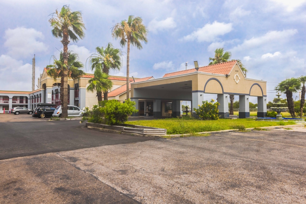 OYO Hotel Corpus Christi North I-37 3/25