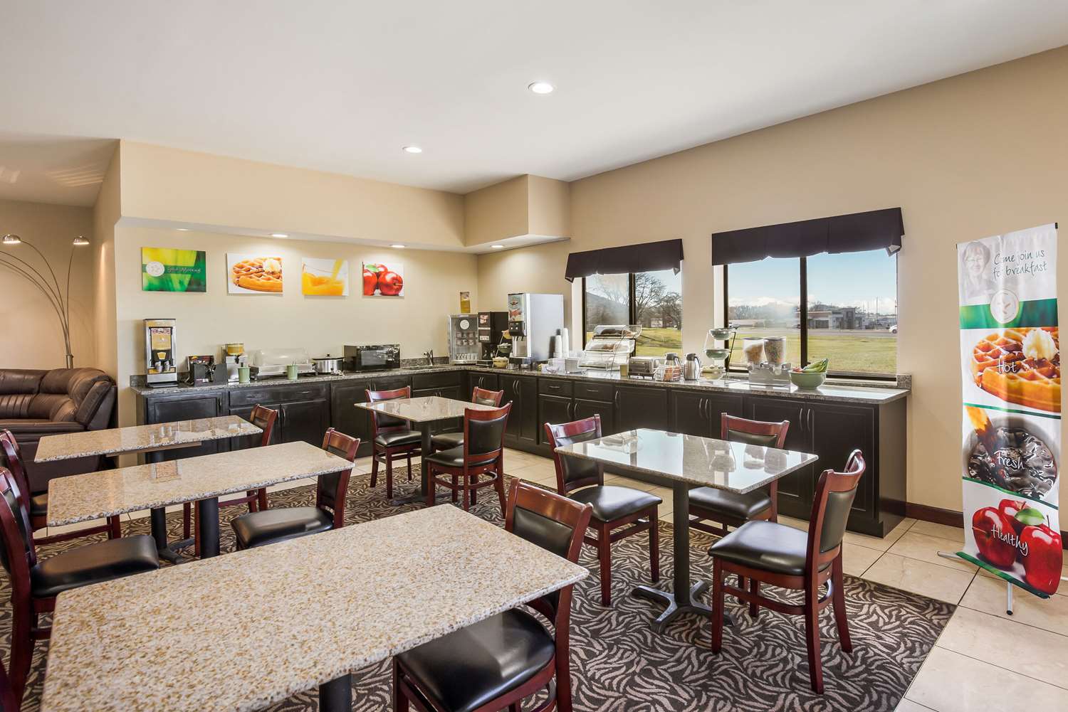 Quality Inn & Suites Caseyville - St. Louis 27/38